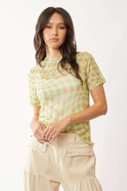 Davi & Dani Checker Board Printed Mesh Short Sleeve Top