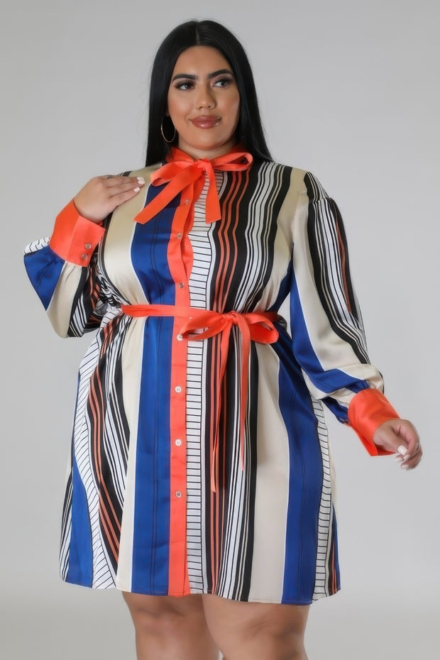 Long Sleeves Non-stretch Dress (Plus Size)