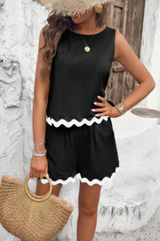 Two Pieces Printed Sleeveless Pockets Shorts Sets