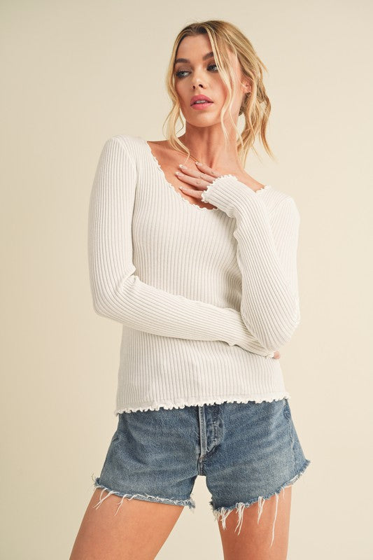 Aemi + Co Lettuce Hem Scoop Neck Long Sleeve Knit Top