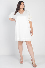 Plus White Bow Detail Short Sleeve V-neck Mini Dress (Plus Size)